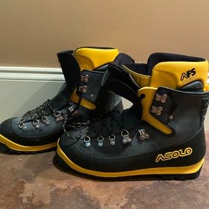 Asolo Mountaineering boots